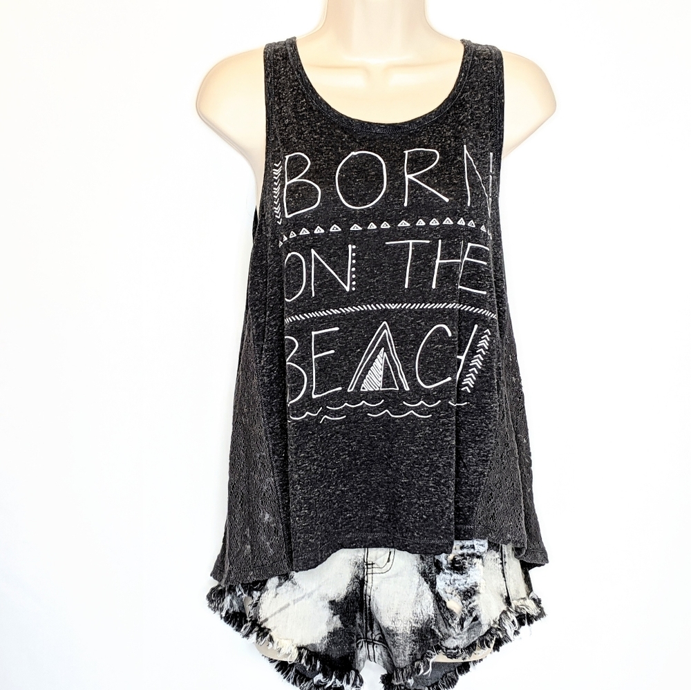 Love on a hanger gray tank‎ top size:L